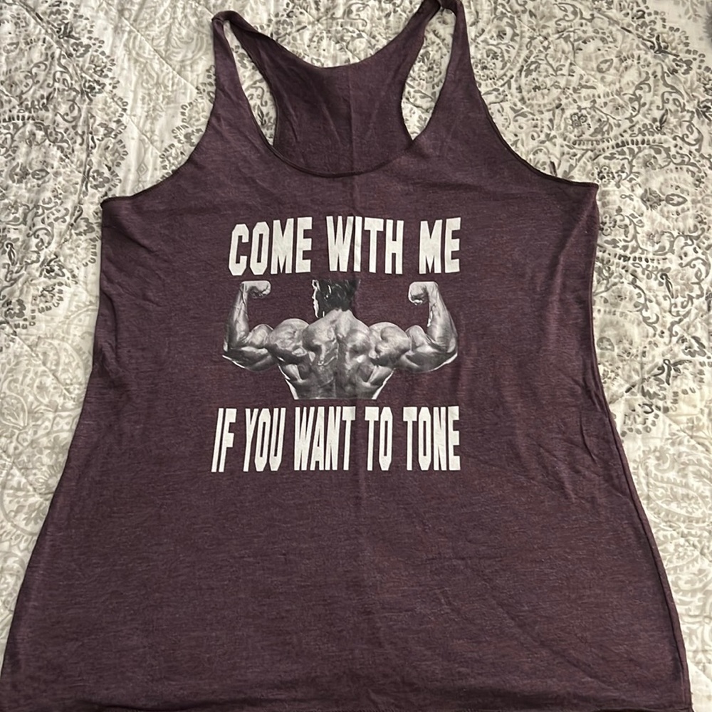 You Look Like a Man Arnold tank size L